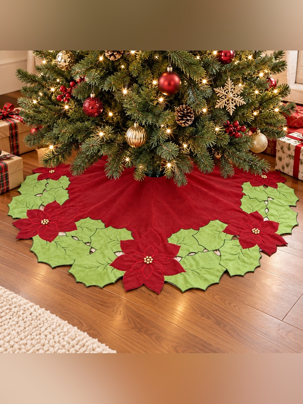 Signature Homestyles Christmas Tree Skirt Red Green Poinsettia Holly Appliqué